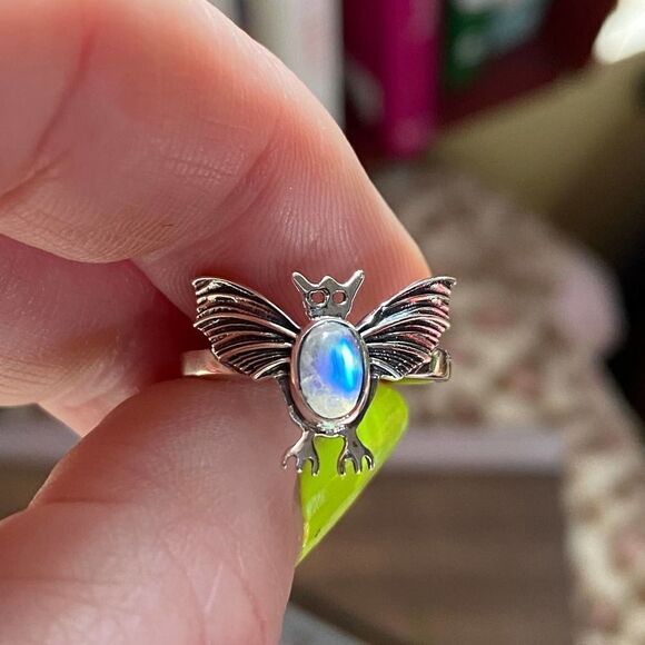 Solid Sterling Silver Rainbow Moonstone Bat Ring Size 6 - Picture 5 of 9